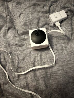 Wyze White Outdoor Cube Camera (White and Black accents)